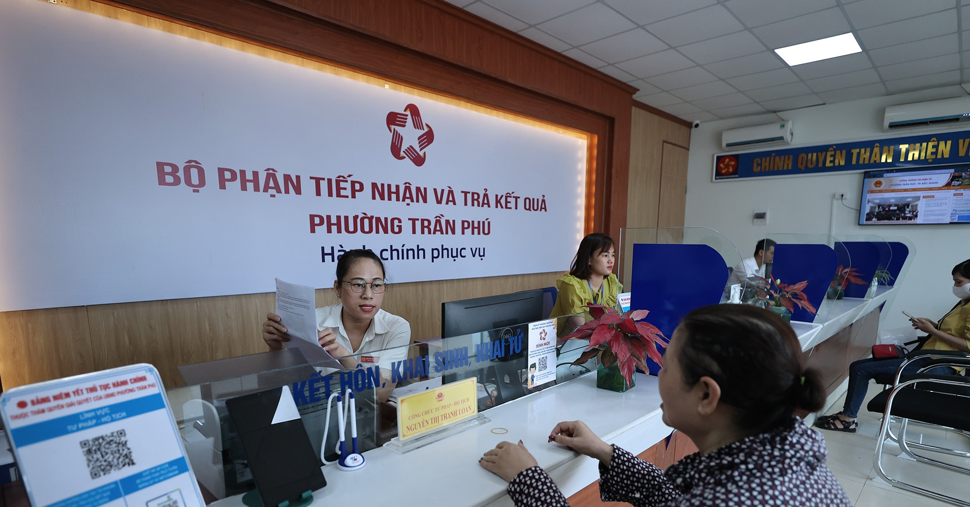 Công chức sẽ được trả thêm lương theo hướng 'làm nhiều hưởng nhiều, làm ít hưởng ít'