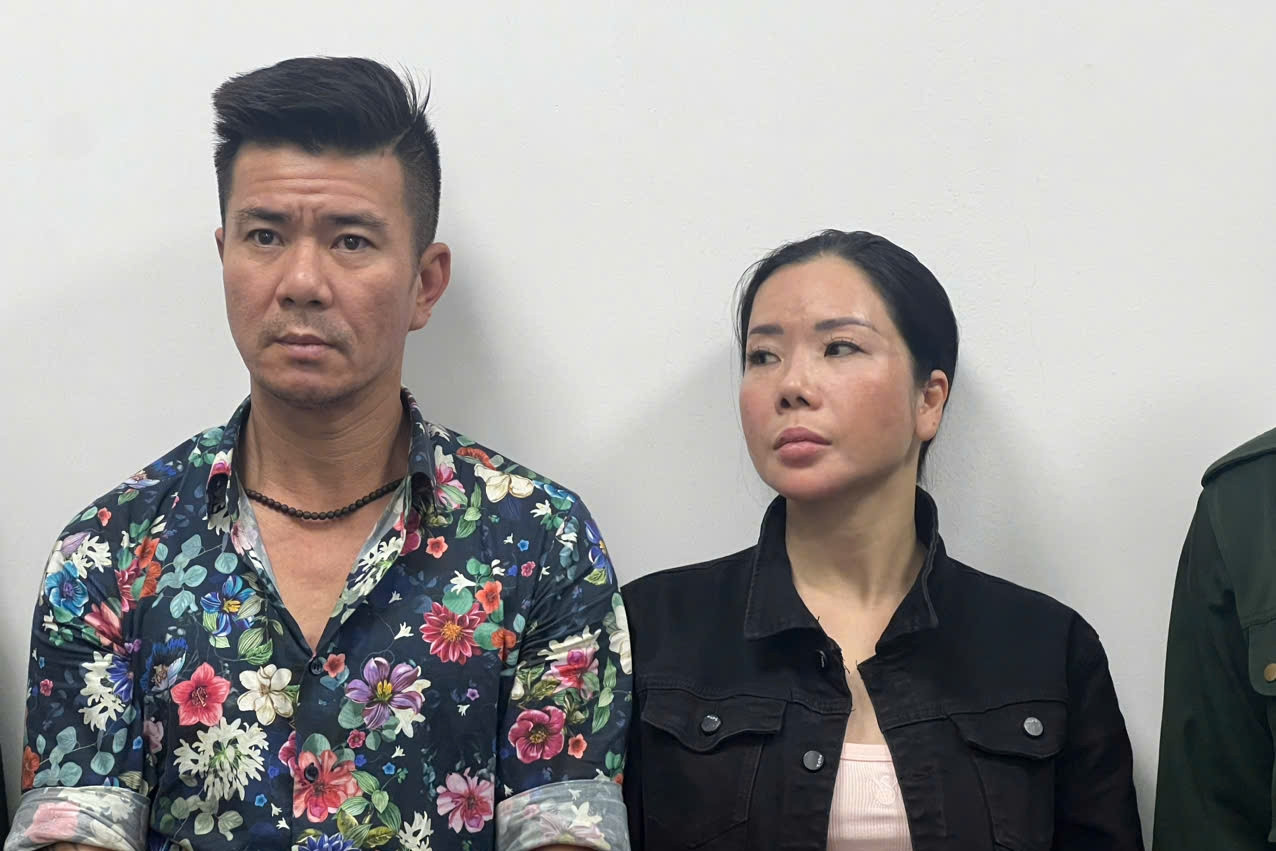 Loạt cán bộ bị khởi tố hé lộ đường dây