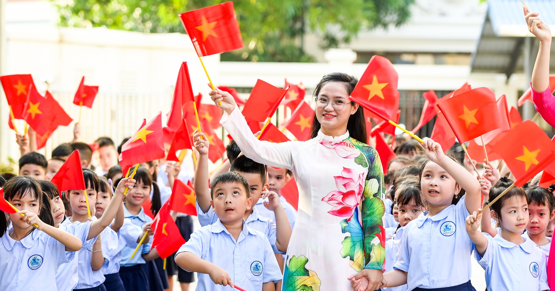 Nhà giáo phải chủ động tạo giá trị để xứng đáng với lương cao