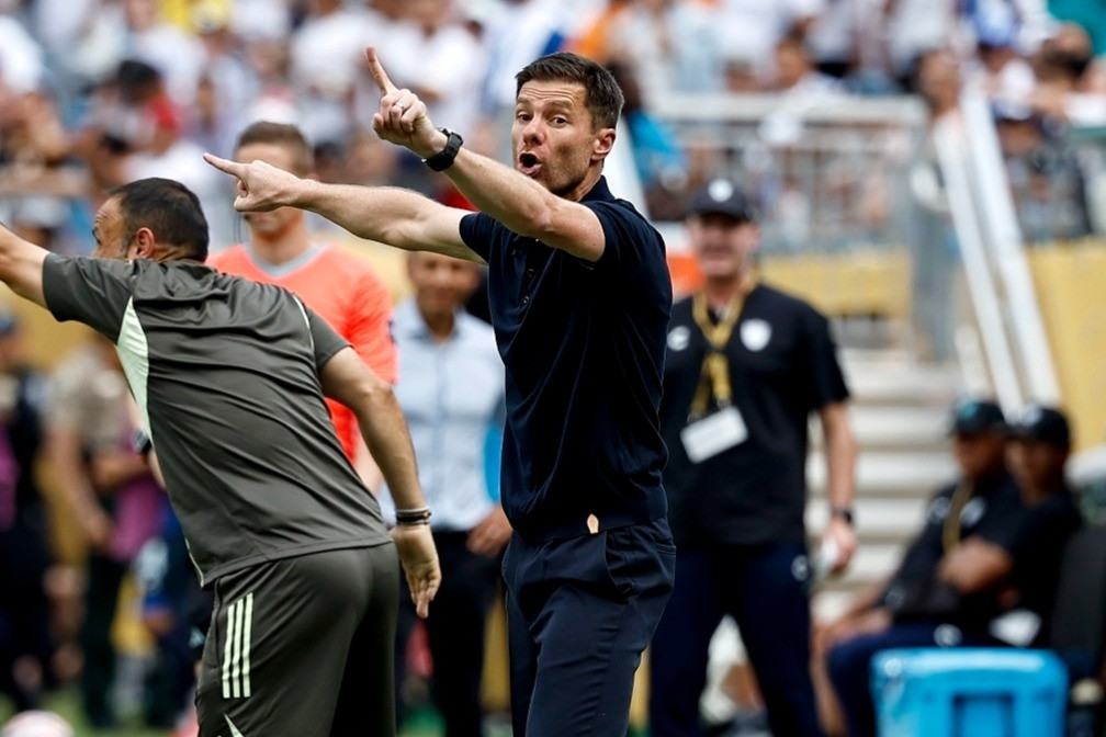 Real Madrid thắng nhọc, Xabi và dàn sao phản ứng ‘tội đồ’ Asensio