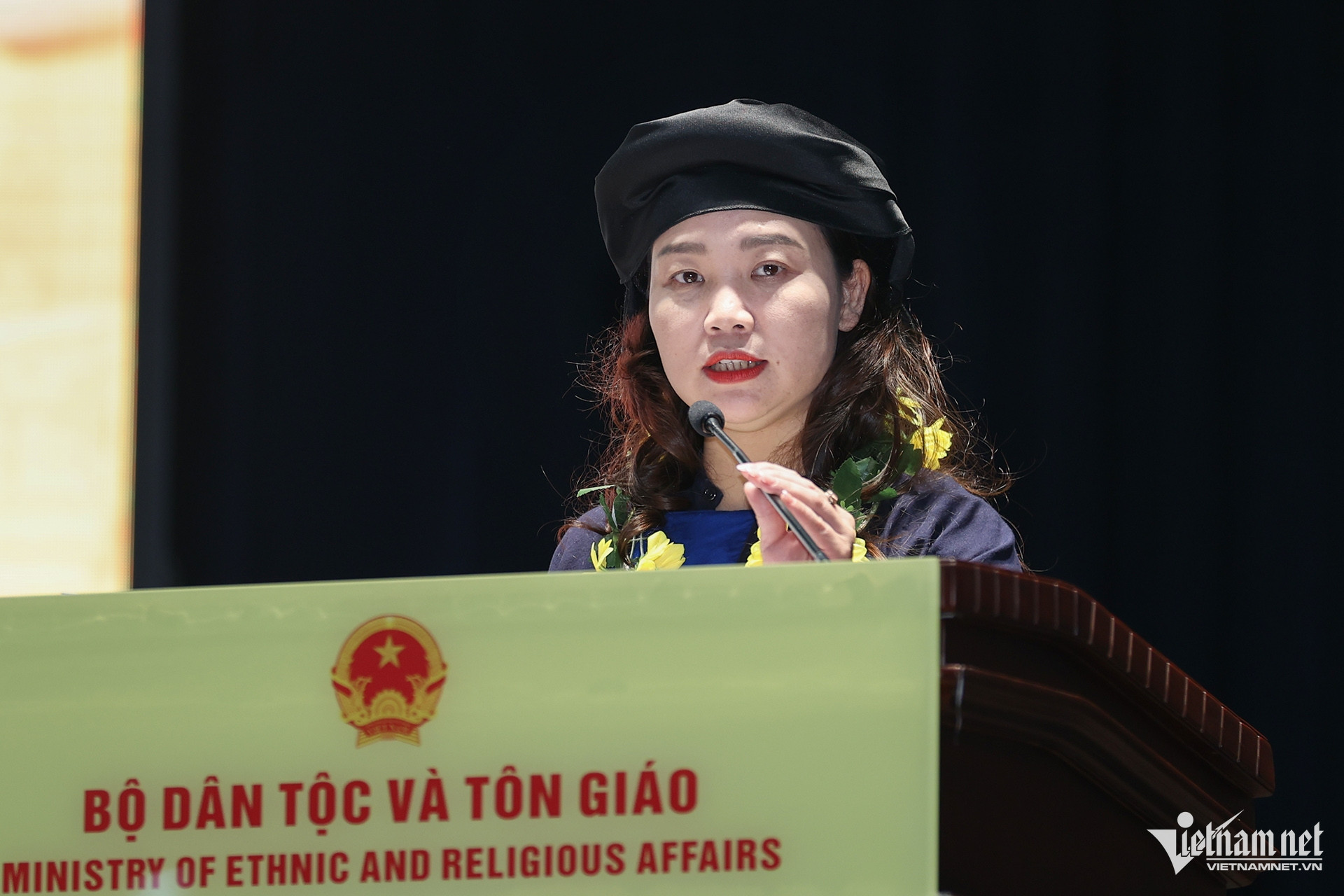 W-Co Hoang Quynh Lan.jpg