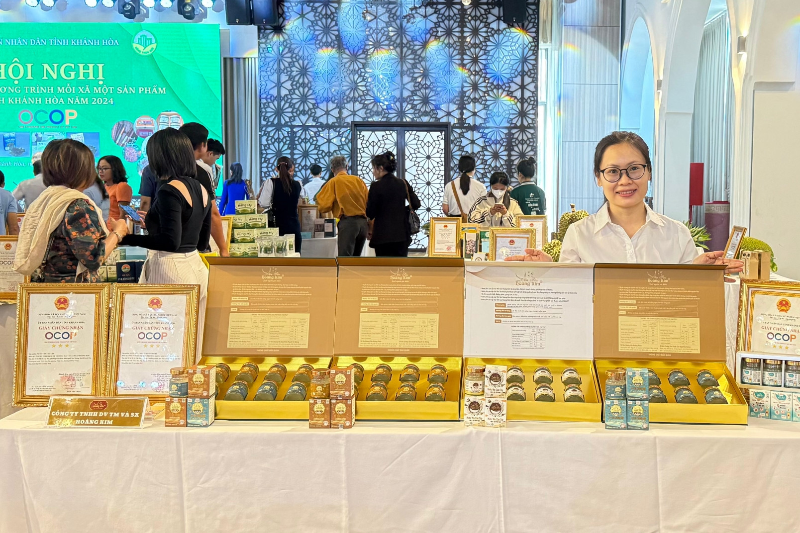 Yến Sào Hoàng Kim nhận chứng nhận OCOP 4 sao