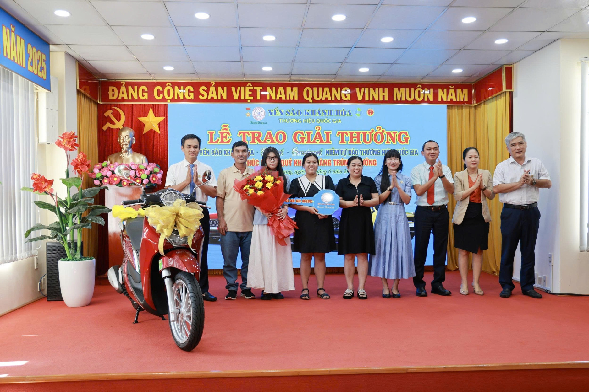 Yến sào Khánh Hòa trao giải tri ân khách hàng 2025