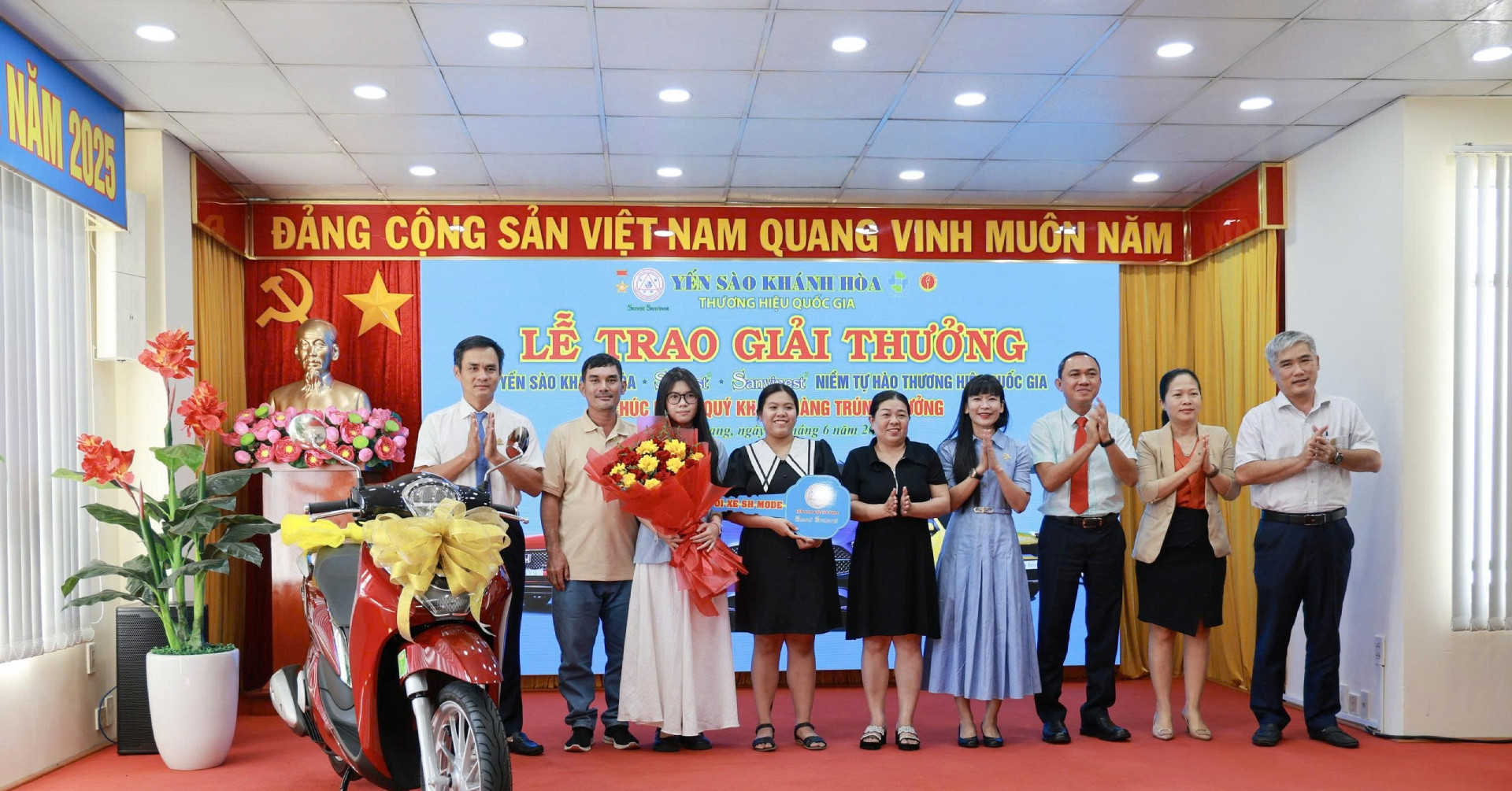 Yến sào Khánh Hòa trao giải tri ân khách hàng 2025