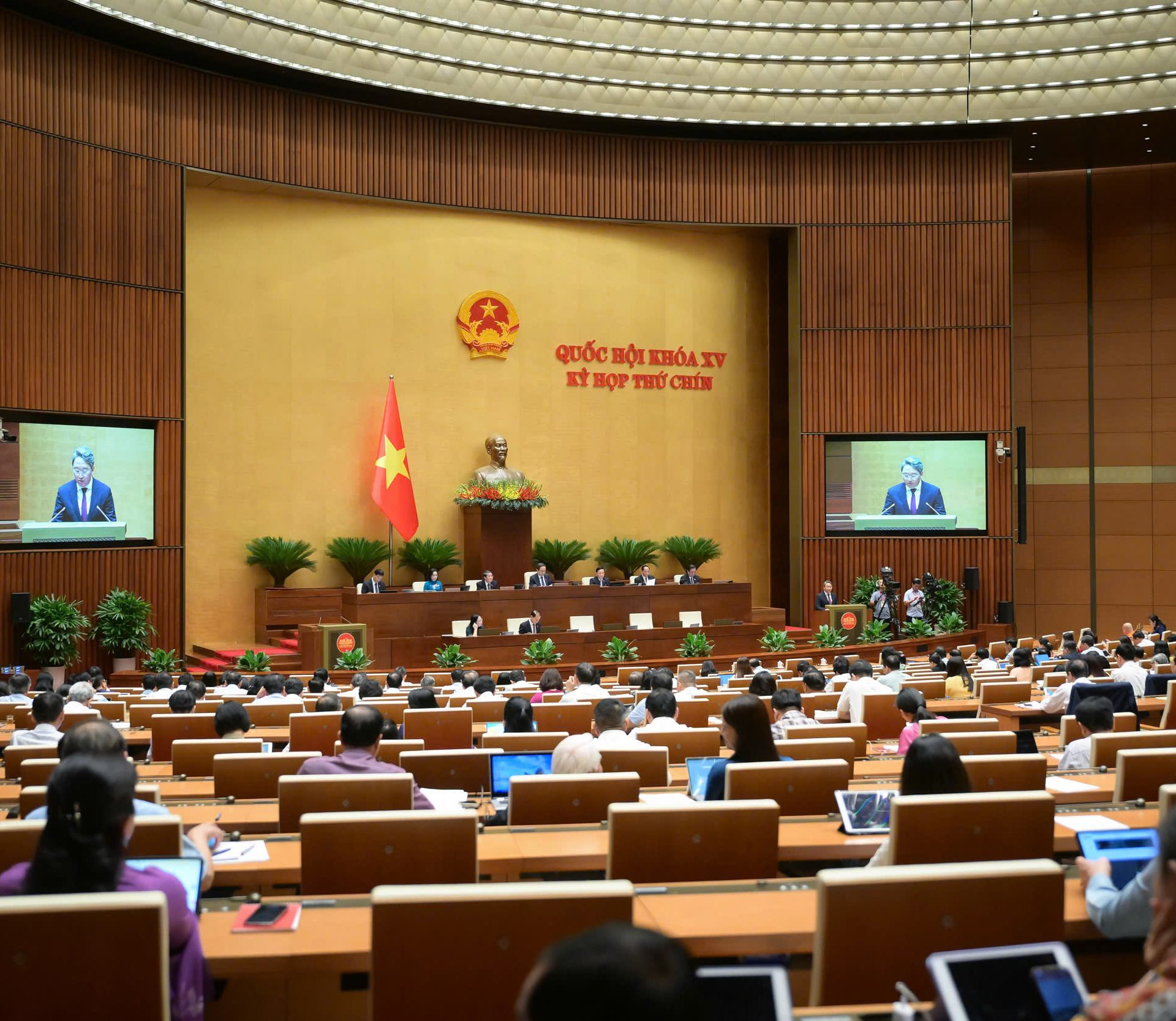 202506241503090036_gen h z6737285975511_320963aeeee8783277d9aabff62391e5 (1).jpg