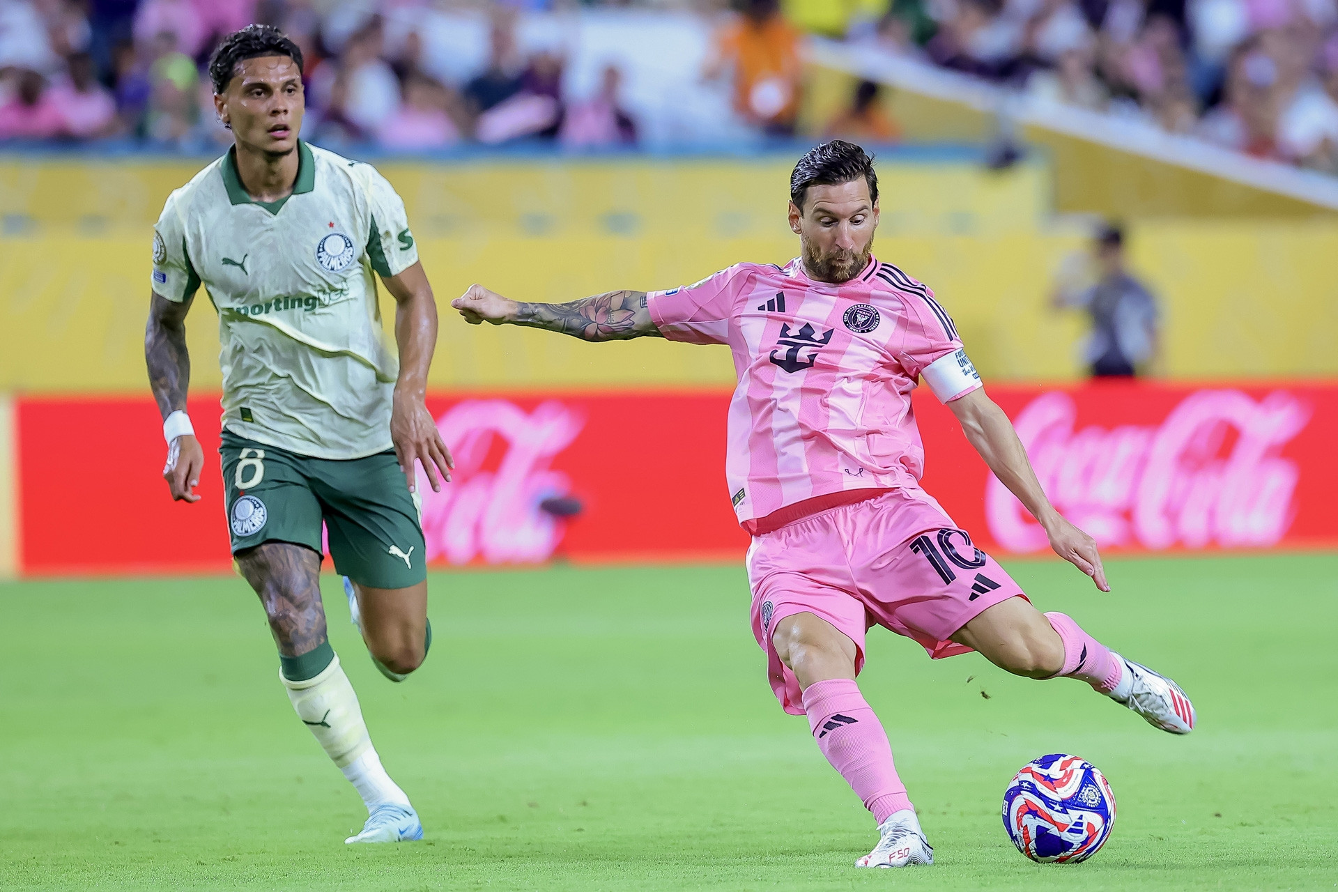 Inter Miami vào vòng 1/8 FIFA Club World Cup: Nghệ thuật Messi