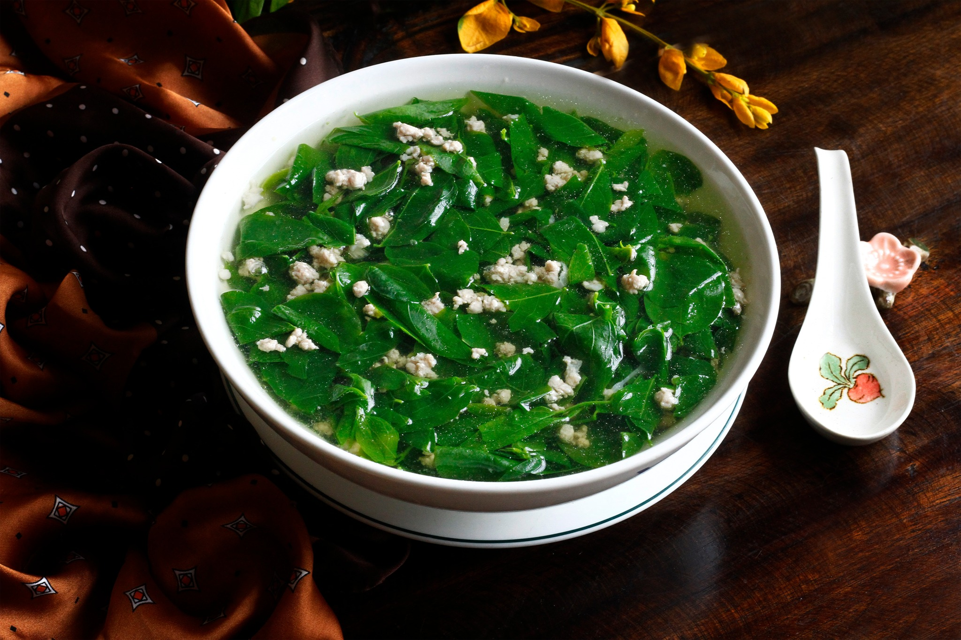 canh rau ngót thịt băm   bùi thủy.png