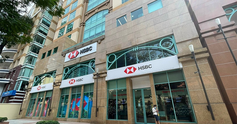 Đo tiềm lực ngân hàng ngoại, bất ngờ vị thế hai "tân binh"