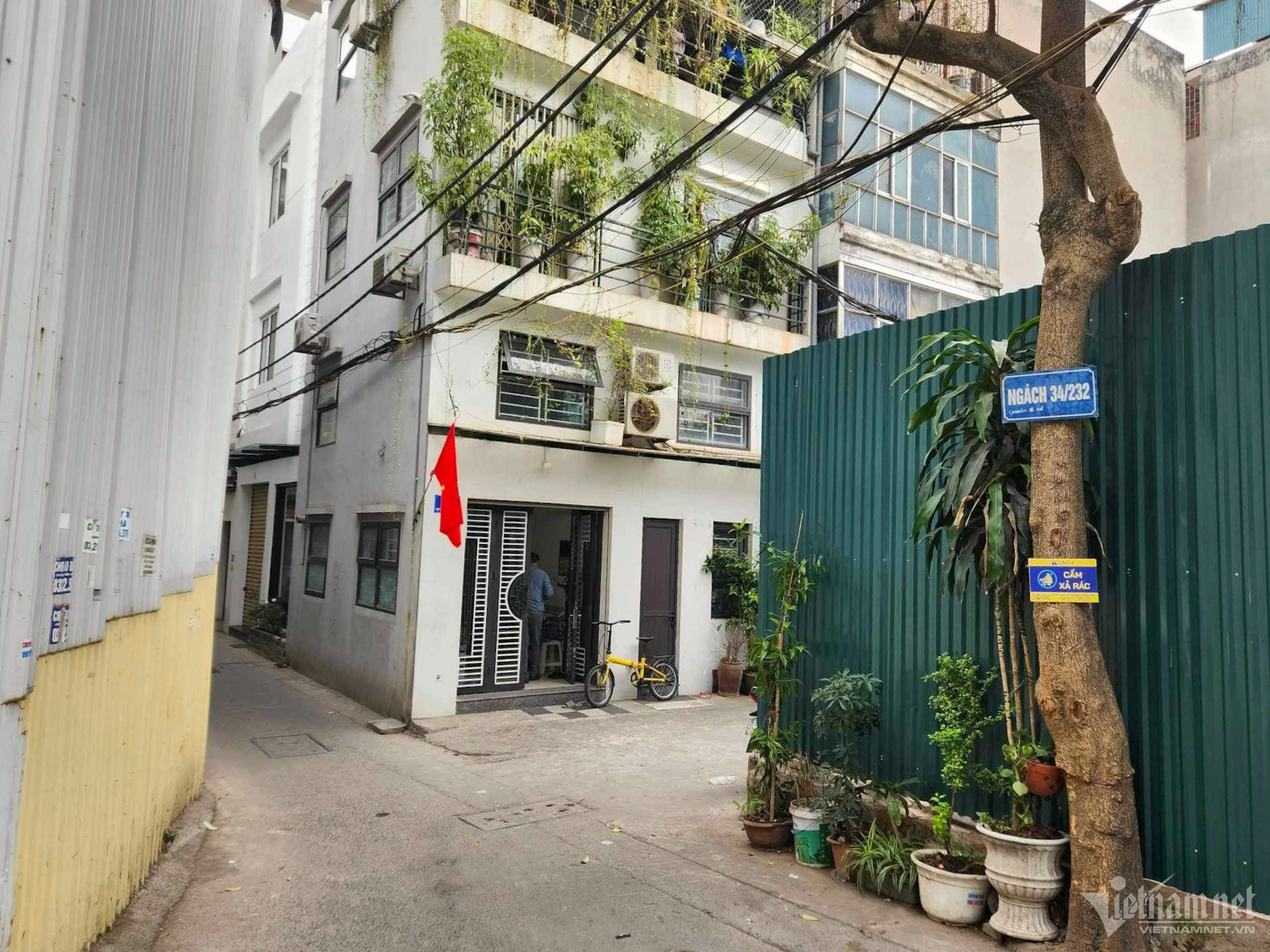 nha trong ngo vietnamnet.jpg