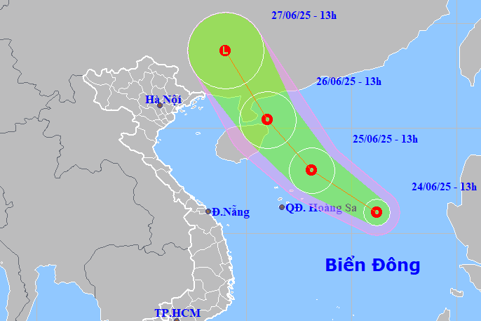 Áp thấp nhiệt đới trên Biển Đông, khả năng vào vịnh Bắc Bộ trong 2-3 ngày tới