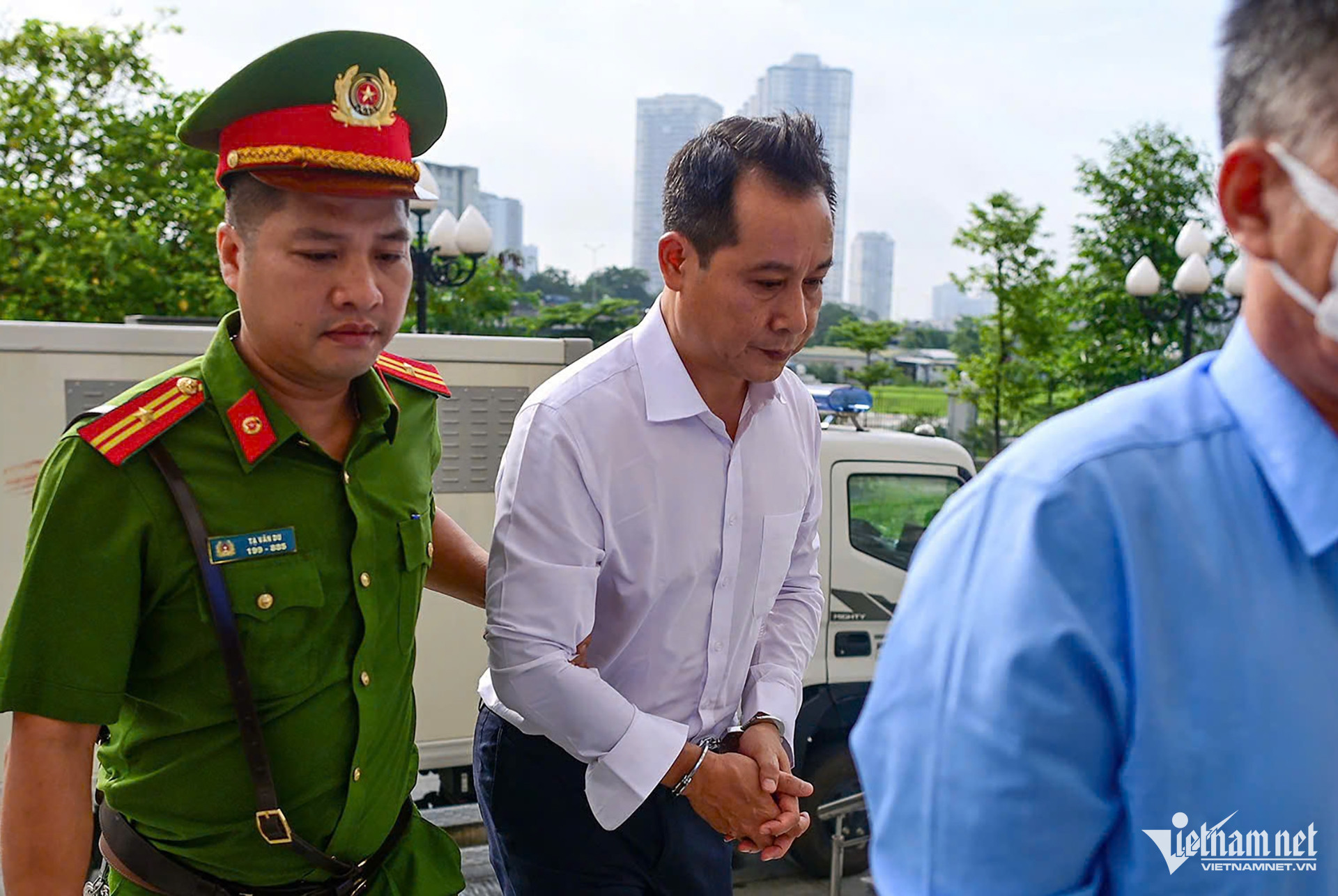 W-Phạm Hoàng Anh.jpg