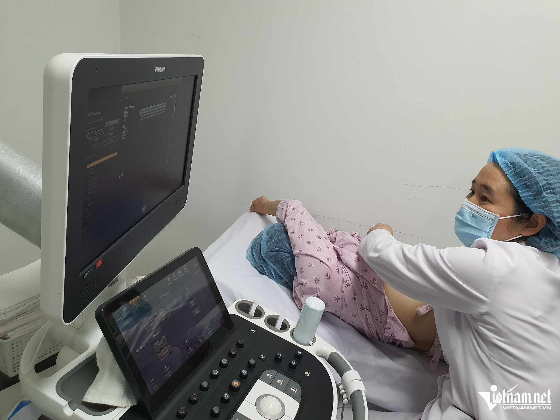 W-sieu am benh vien.jpeg