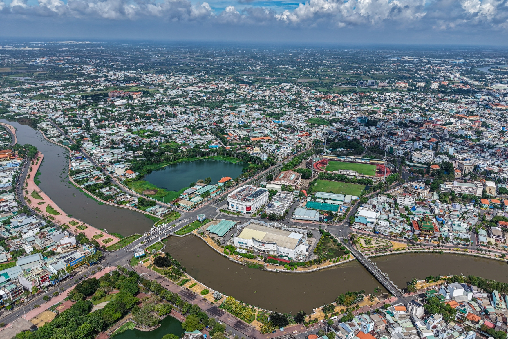 Chủ tịch tỉnh phải thực sự là bộ óc tinh thông, nhạy bén