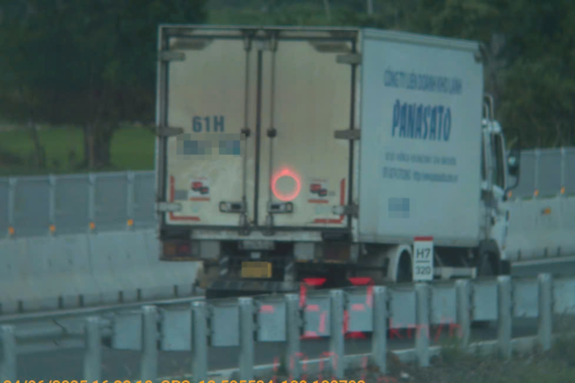 CSGT 'tung lưới' trên cao tốc: Hình ảnh từ 'mắt thần' khiến loạt lái xe bị phạt