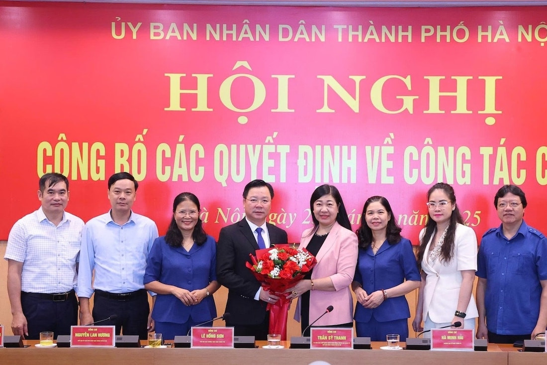 Hà Nội bổ nhiệm 2 tân giám đốc sở