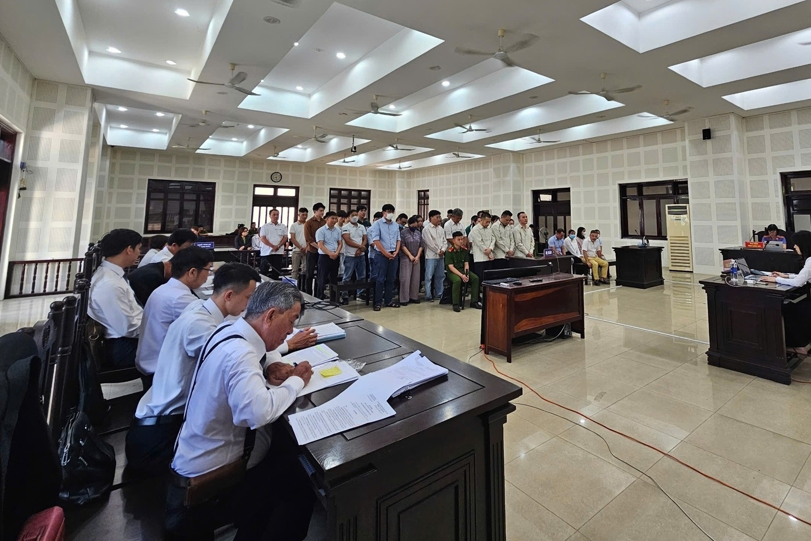 Hai đường dây lập 260 công ty 'ma', tuồn hơn 130.000 hóa đơn trái phép
