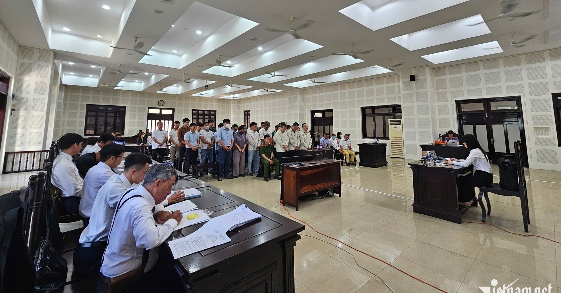 Hai đường dây lập 260 công ty 'ma', tuồn hơn 130.000 hóa đơn trái phép