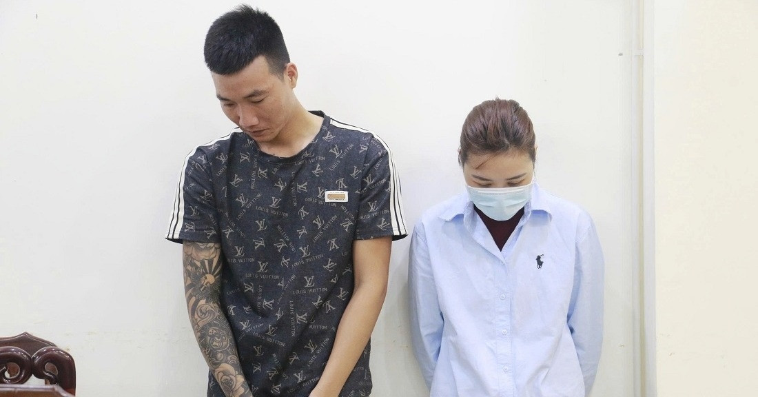 Hàng trăm cảnh sát vây bắt nhóm lừa đảo, hình ảnh nhà của đối tượng cầm đầu gây chú ý