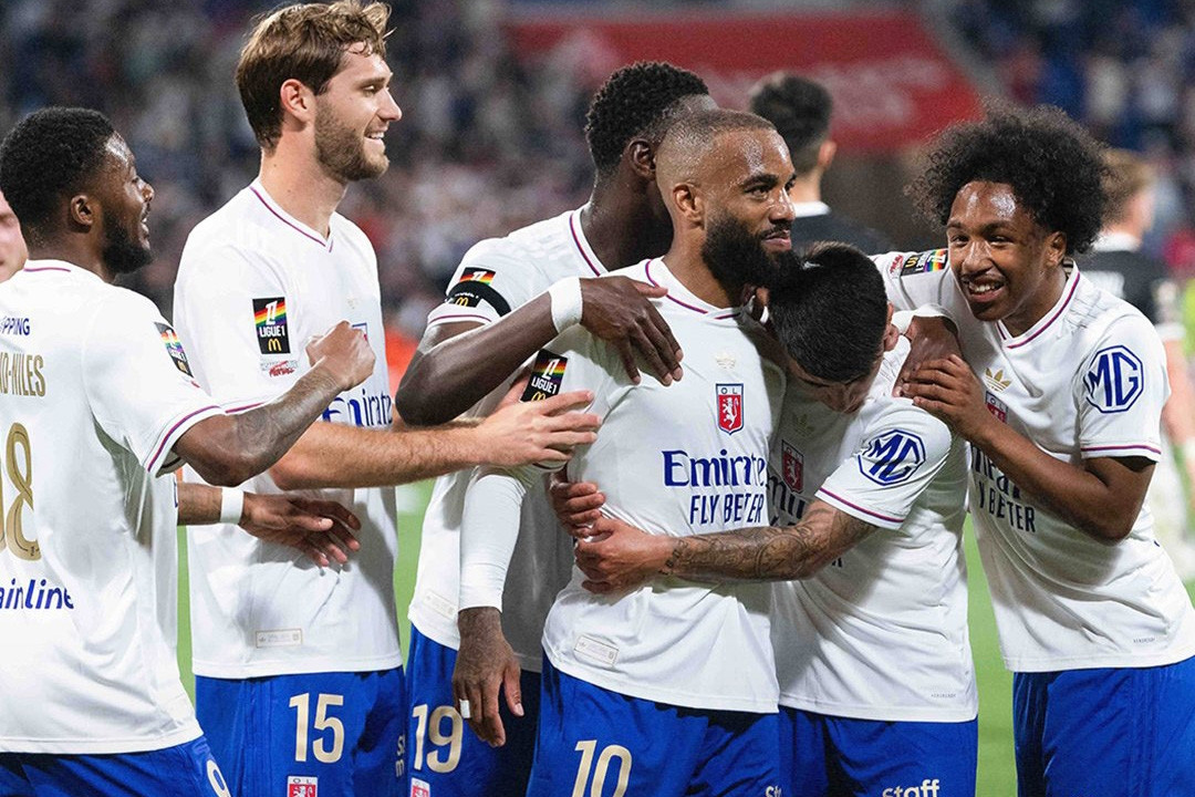 Lyon bị giáng xuống giải hạng Nhì bóng đá Pháp