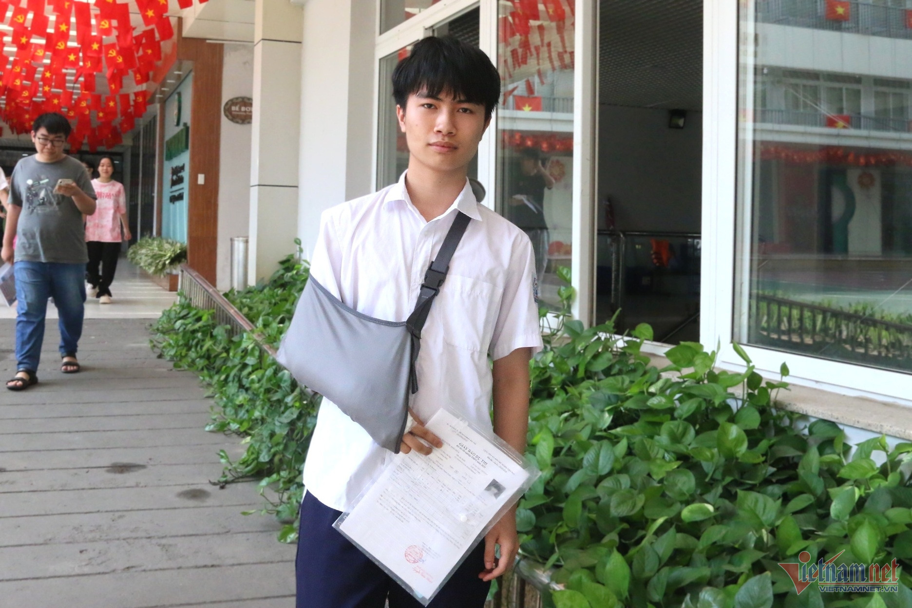 W-đức đứt tay ê.JPG.jpg