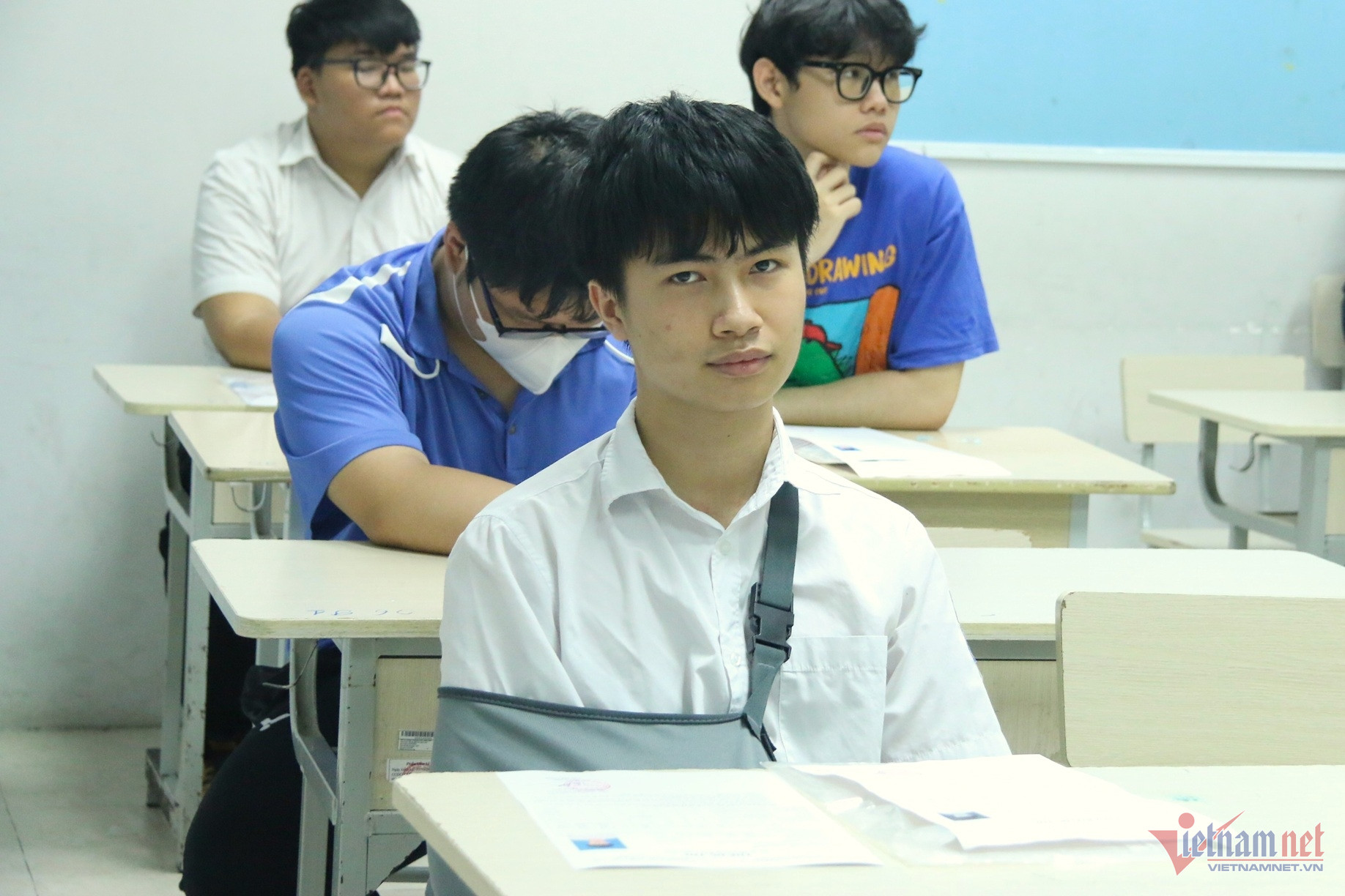 W-đức đứt tay.JPG.jpg