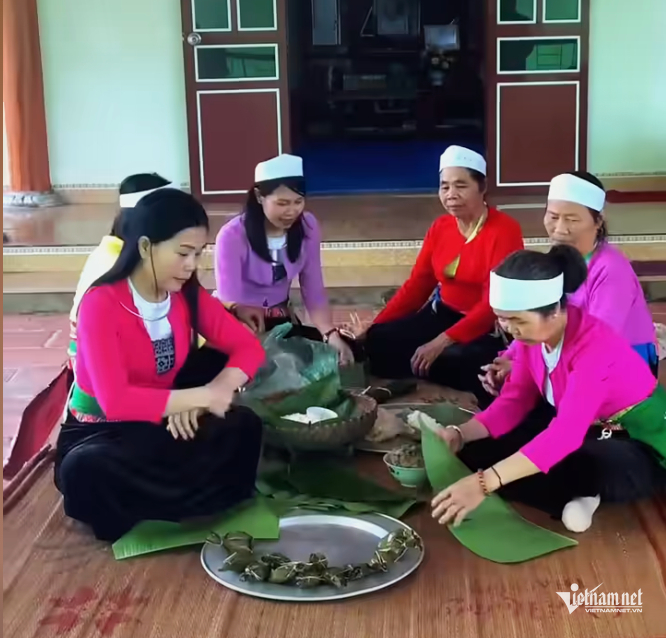 W-minhhoa.png