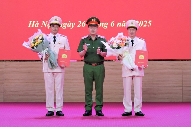 Phó Giám đốc Công an Tuyên Quang, Hòa Bình cùng được bổ nhiệm làm Phó Tư lệnh CSCĐ