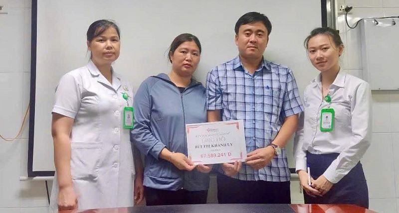 Bạn đọc báo VietNamNet ủng hộ hơn 67 triệu đồng cho 3 bố con bị tai nạn