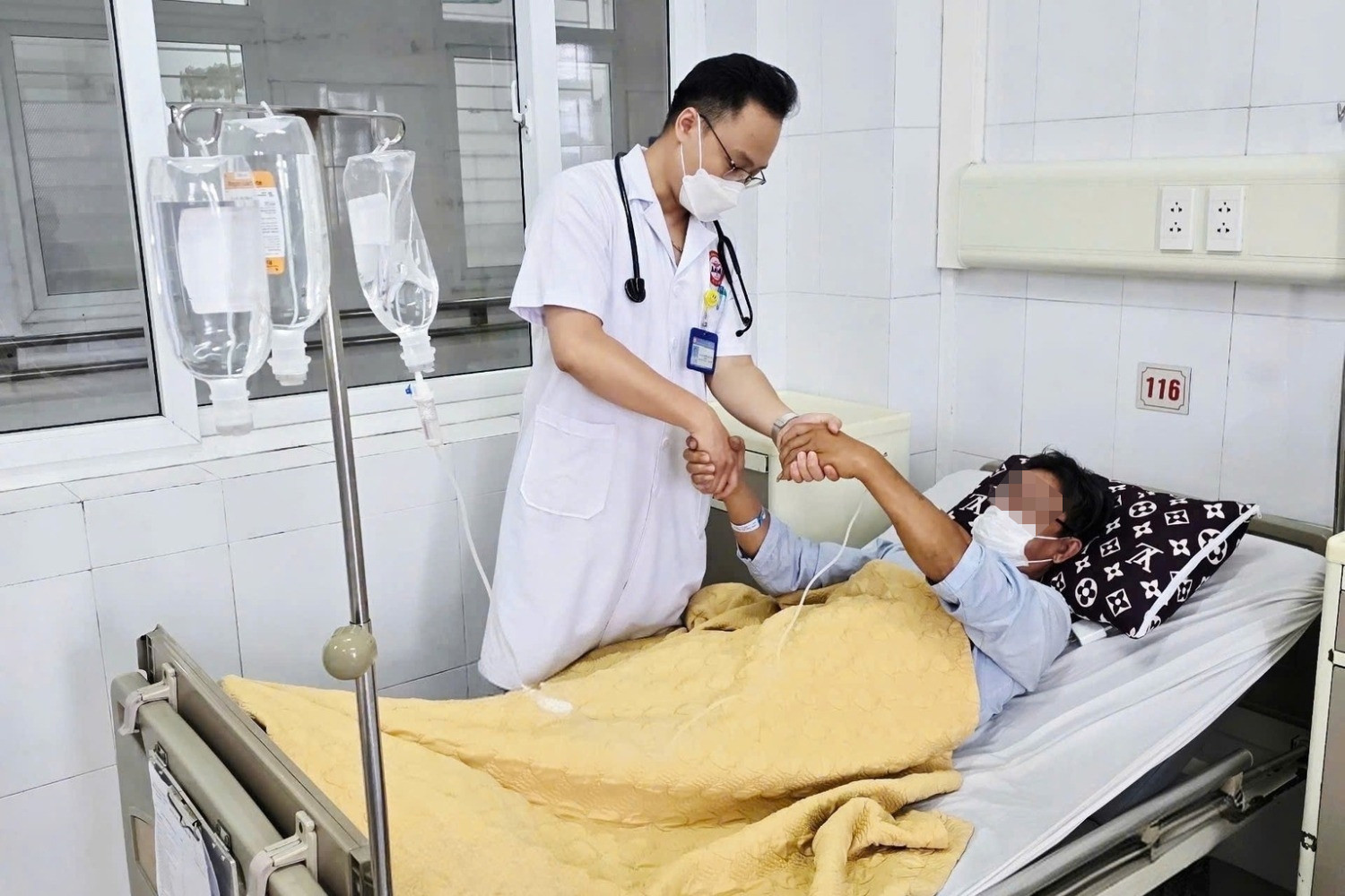 benh nhan cap cuu.jpg