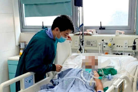Bệnh nhân tỉnh dậy sau 2 tuần hôn mê sâu, cấp cứu tại 3 bệnh viện