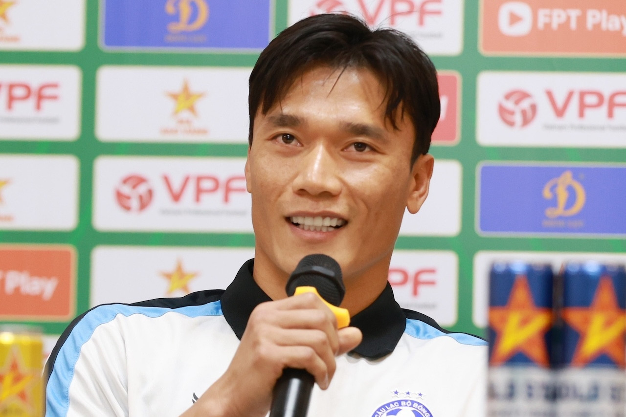 Bùi Tiến Dũng tuyên bố gác tình cảm, đánh bại đội của Công Phượng
