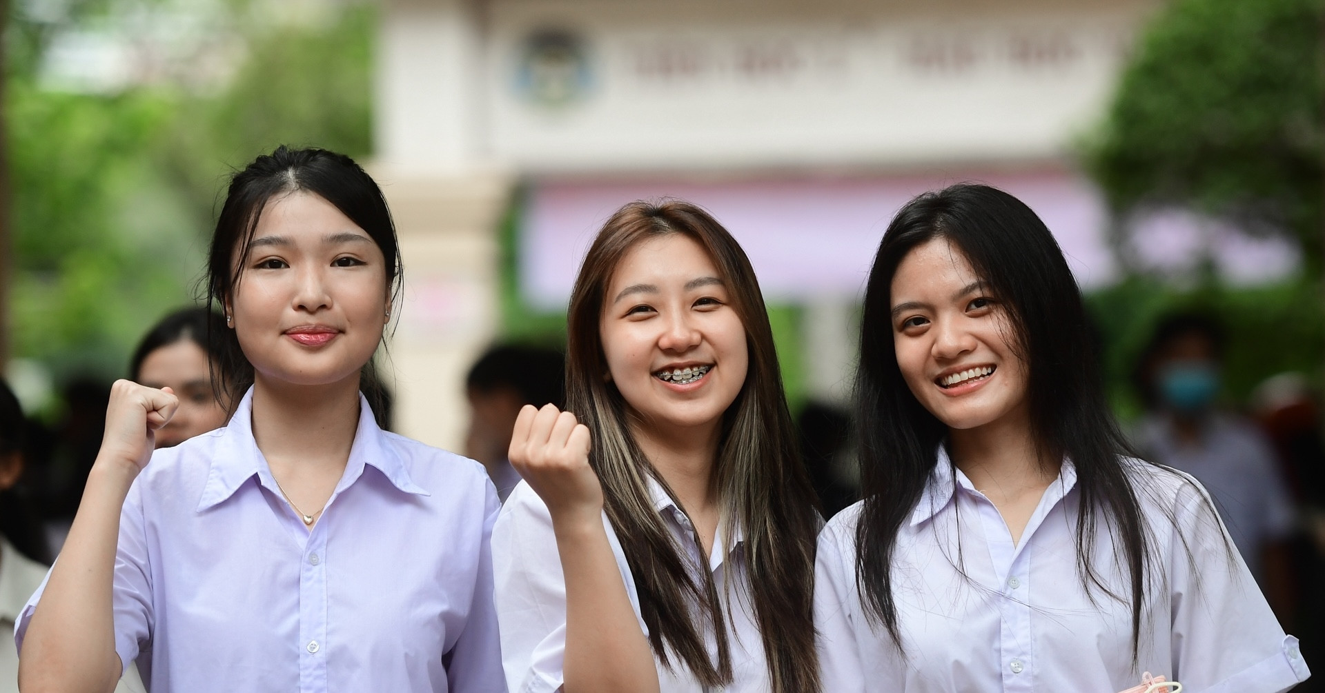 Đề thi Ngữ văn tốt nghiệp THPT 2025 đậm hơi thở cuộc sống, đánh thức quá khứ