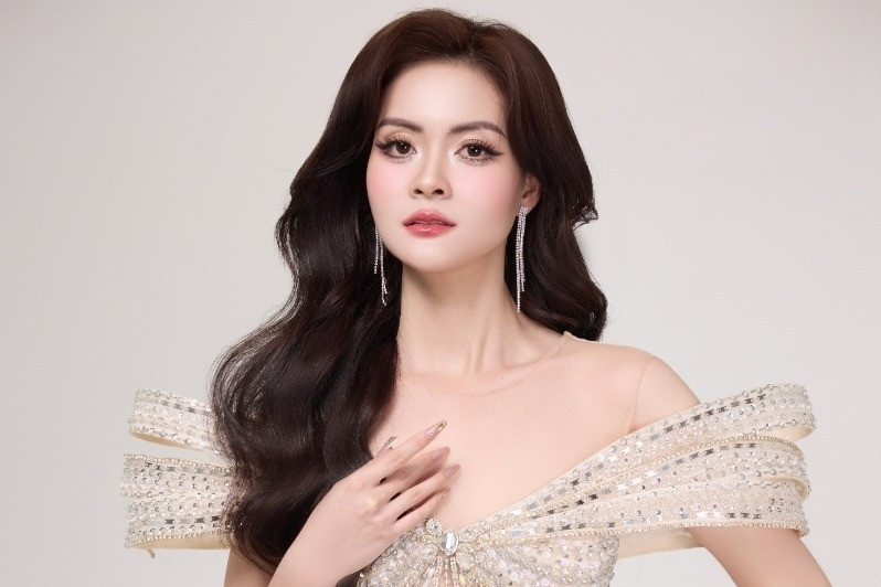 Người đẹp sinh ra trong gia đình có 5 chị em gái gây chú ý khi thi hoa hậu
