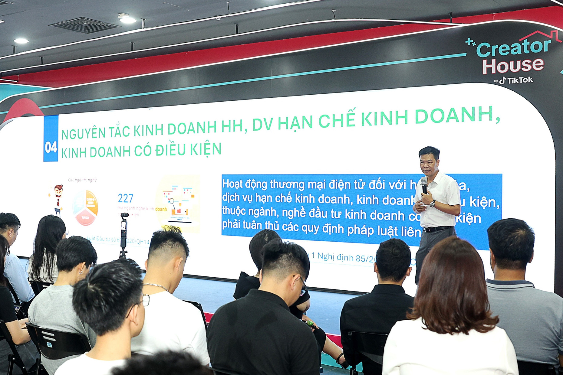 TikTok Shop Lazada, Shopee... bắt buộc lưu trữ dữ liệu livestream trong 3 năm