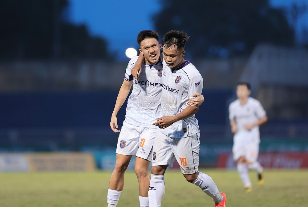 slna vs binh duong 3.jpg