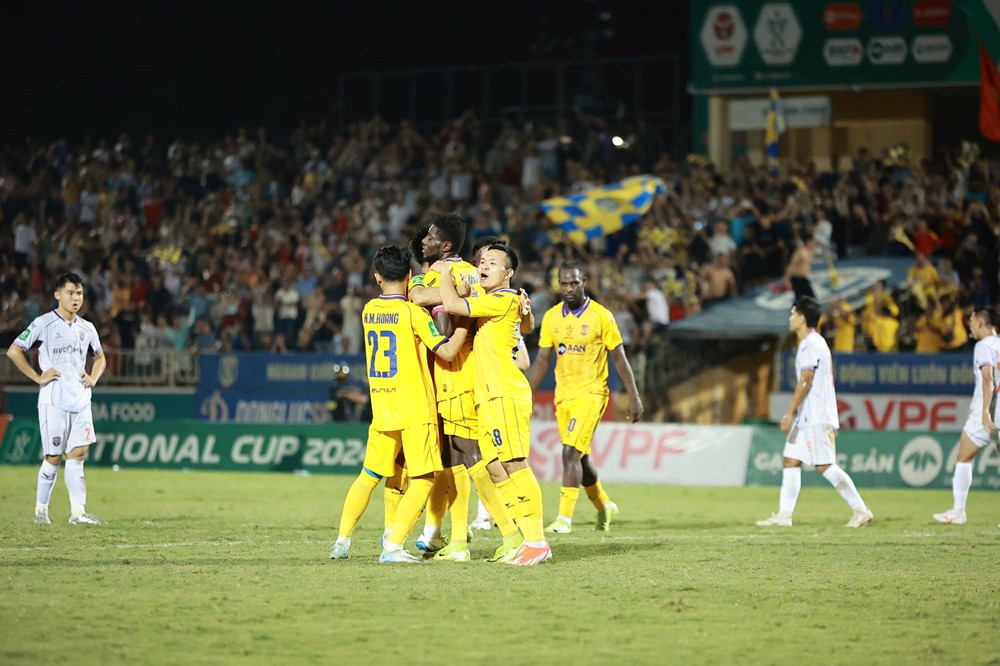 slna vs binh duong 3.jpg