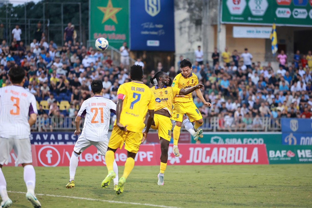 slna vs binh duong 4.jpg