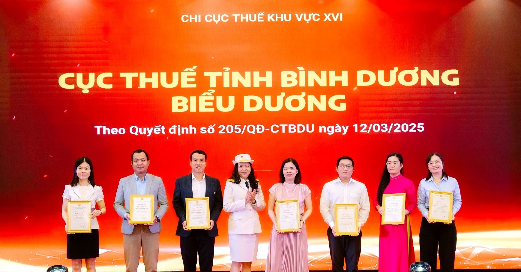 Tân Hiệp Phát được biểu dương về thành tích nổi bật trong việc nộp thuế