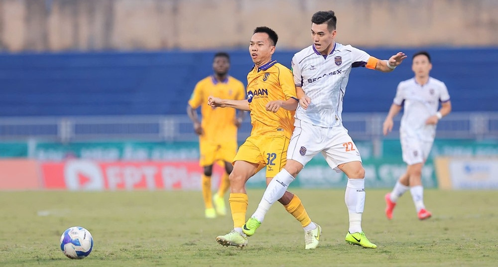 Trực tiếp bóng đá SLNA 1-1 Bình Dương: Duy Khánh gỡ hòa cho đội khách