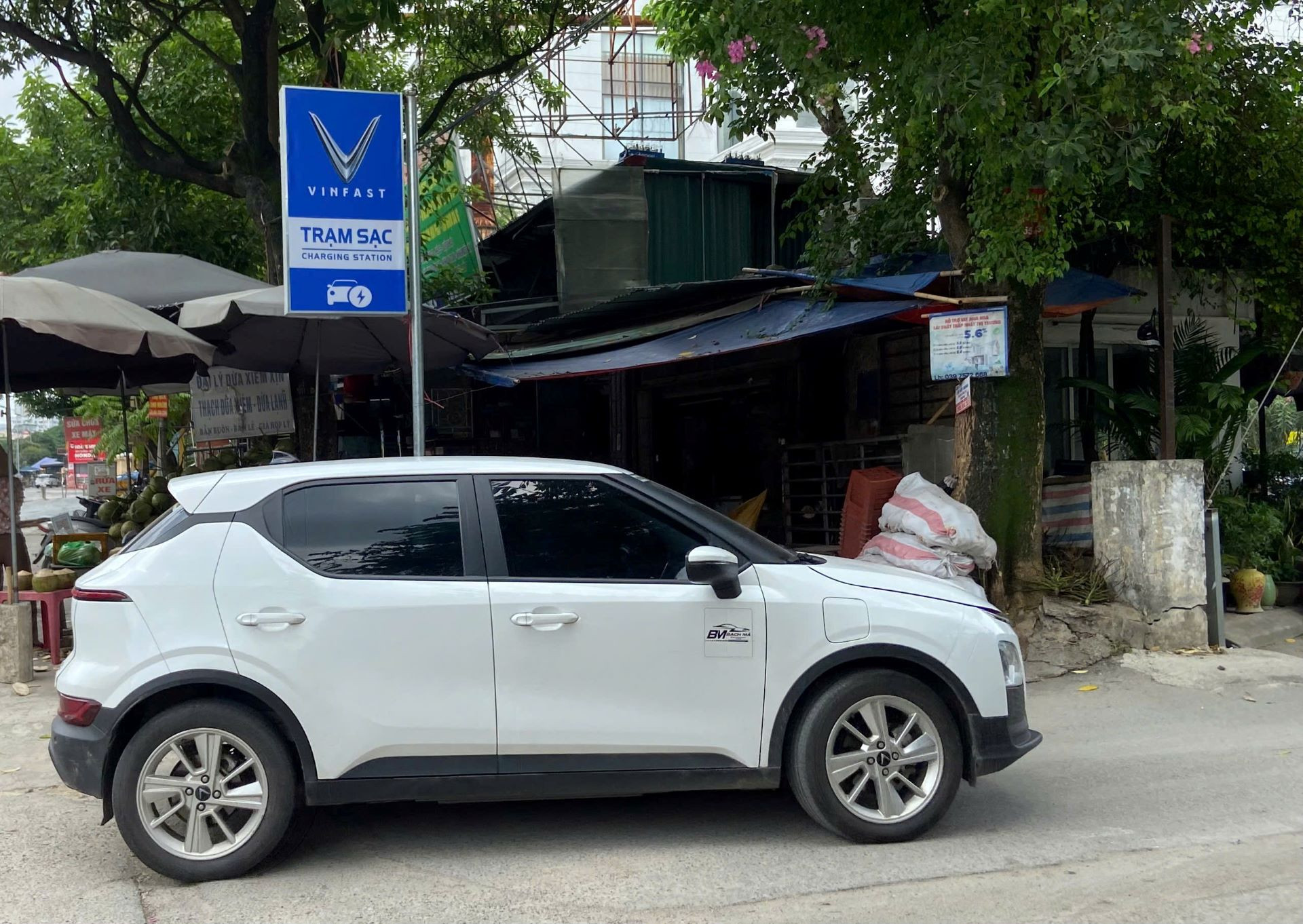 Vinfast6.jpg
