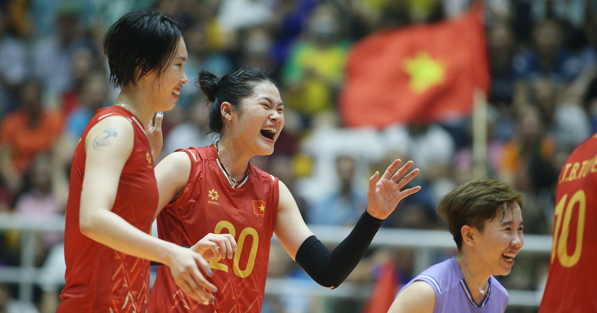 VTV Cup: Thanh Thúy, Bích Tuyền đối đầu tuyển thủ bóng chuyền Nga