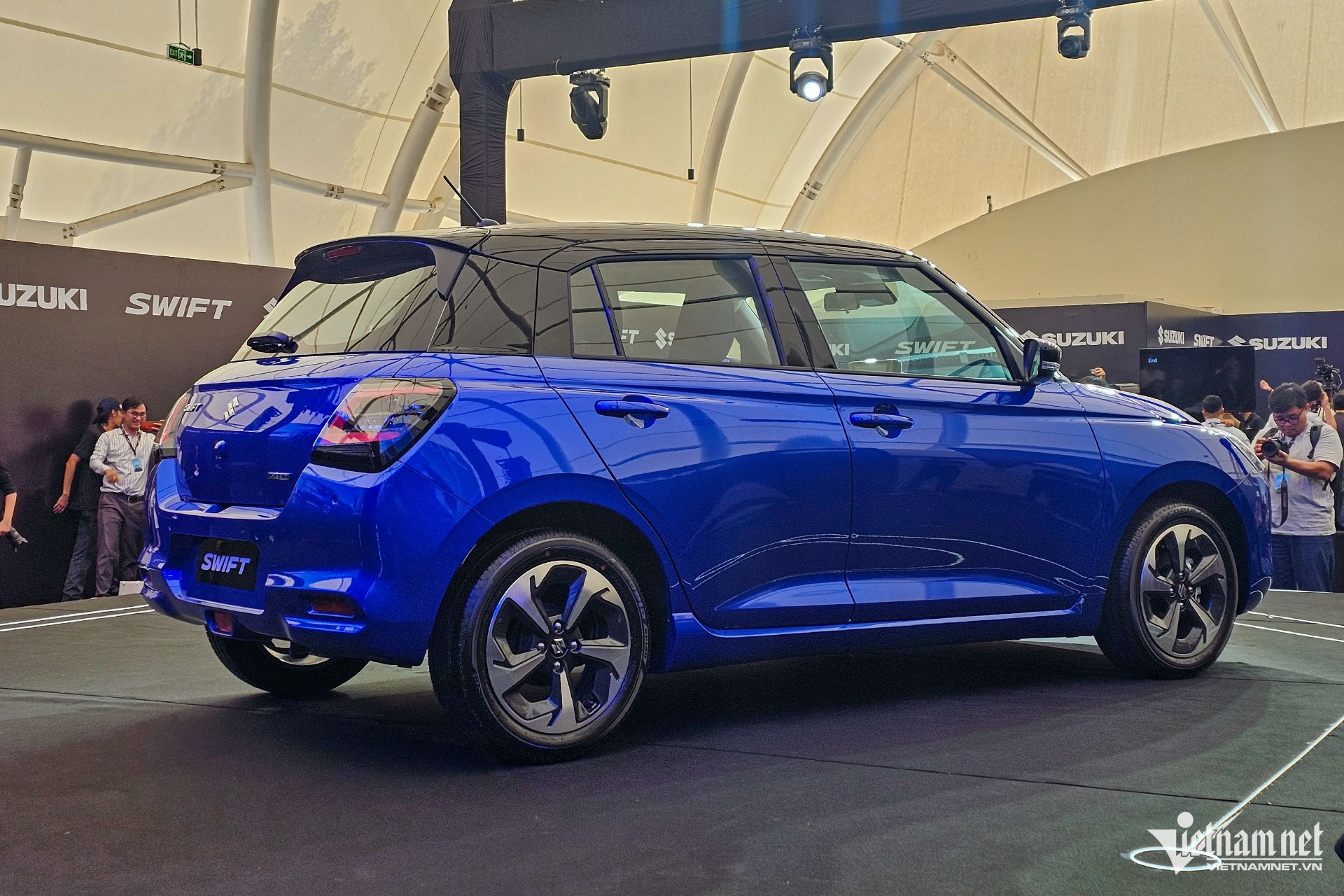 W-Suzuki Swift 2025 vietnamnet (1).jpg