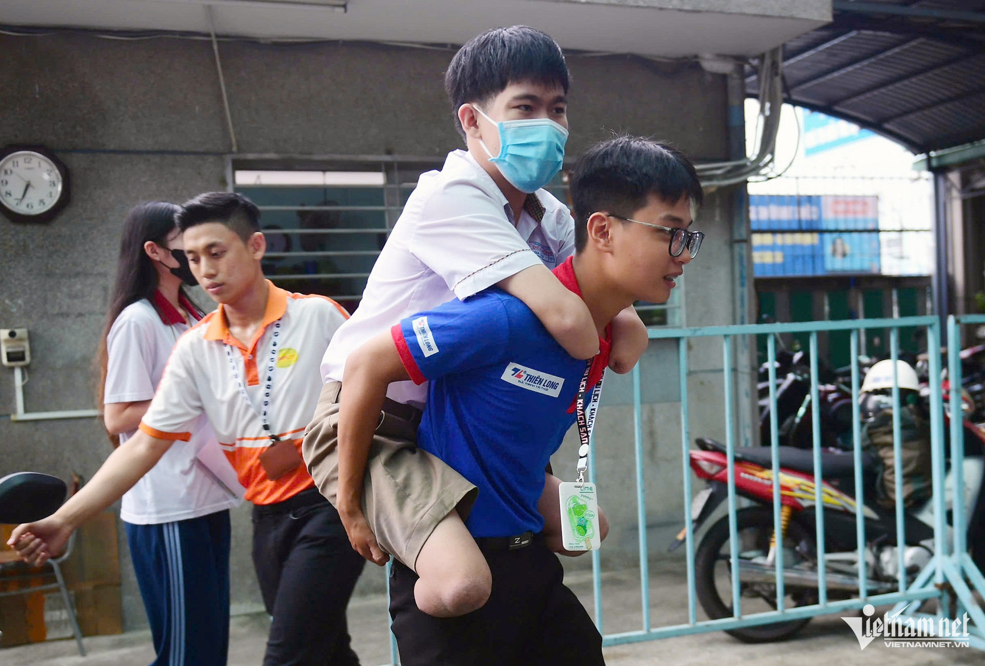 W候補者.jpg