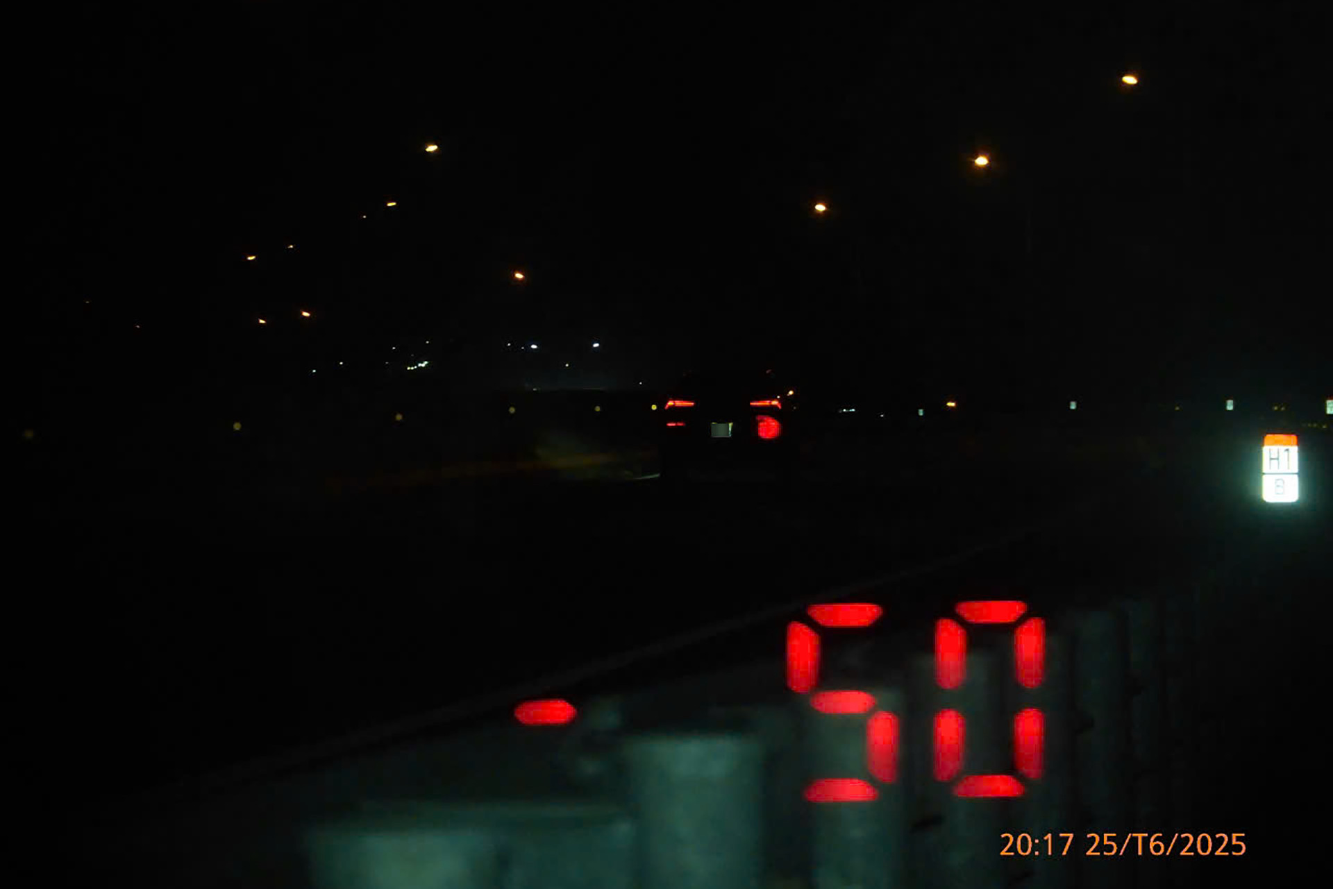 z6743827476618_9677cecad4c121cc2aaddc44b2388b9b.jpg
