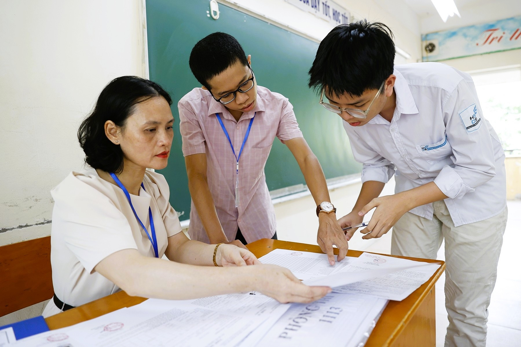 Bộ GD-ĐT: Xử lý nghiêm việc xuất hiện thông tin lọt đề thi tốt nghiệp THPT