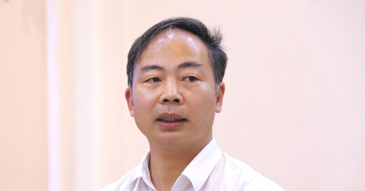 Bộ GD-DT phản hồi về đề thi Toán, Tiếng Anh khiến thí sinh 'sốc, khóc nức nở'