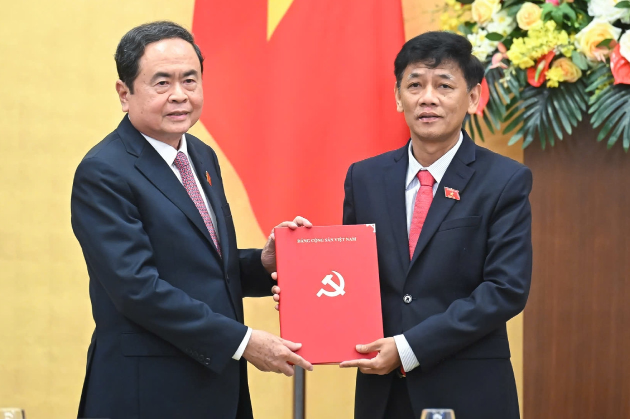 Bốn Bí thư, Phó Bí thư tỉnh ủy nhận nhiệm vụ mới tại Quốc hội