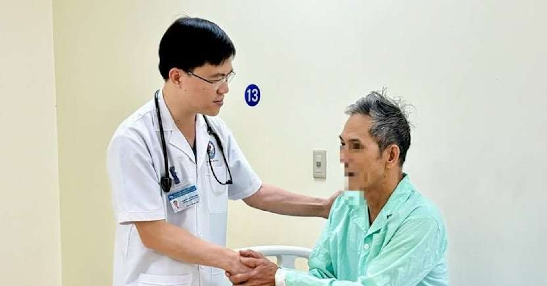 Chạy đua hồi sinh người đàn ông 3 lần ngừng tim, nguy kịch dù tiền sử khỏe mạnh