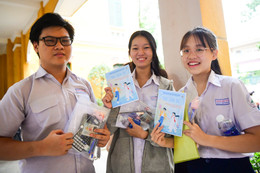 Đáp án môn Tiếng Anh thi tốt nghiệp THPT năm 2025 mã đề lẻ