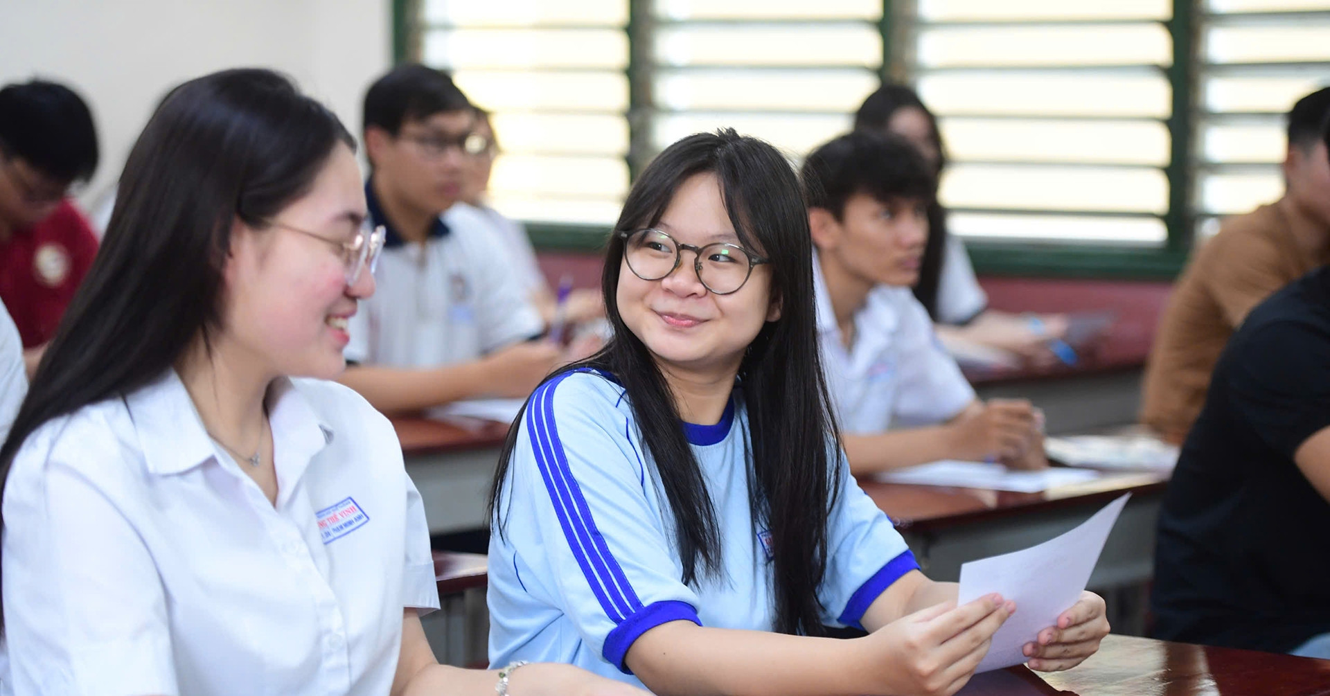 Đề Tiếng Anh thi tốt nghiệp THPT 2025: Xử lý đề trong 50 phút là một thách thức